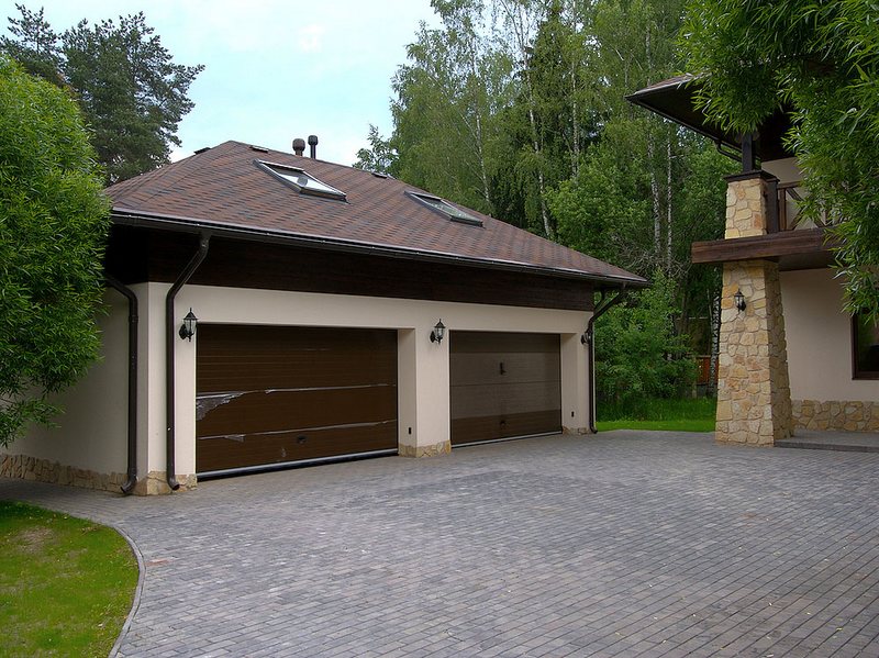 house with garage проєкти будинків