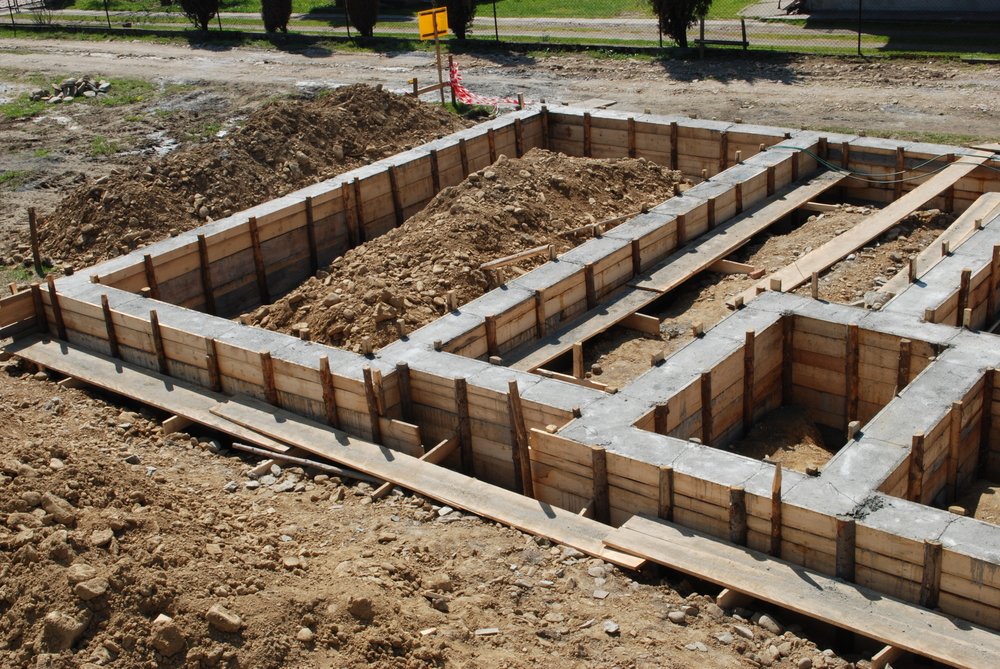 foundation pouring фундамент заливання бетоном